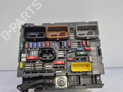 Sikringsdåse PEUGEOT 308 I (4A_, 4C_) 1.6 16V (120 hp) 31366545