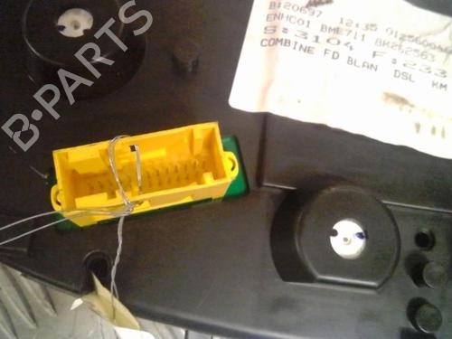 Instrument cluster PEUGEOT 308 I (4A_, 4C_) 1.6 HDi | BP13865271C47 
