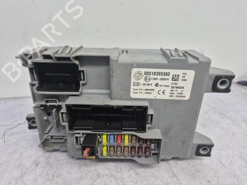 Used Fuse box Fuse box FIAT 500 (312_) 1.2 (312AXA1A) (69 hp) 33210267 33210267
