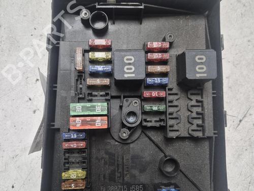 Used Fuse box Fuse box 38226166 38226166