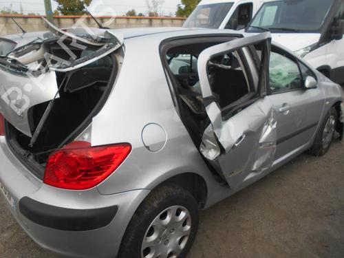 Engine control unit (ECU) PEUGEOT 307 (3A/C) 1.6 HDi | BP13838557M57 