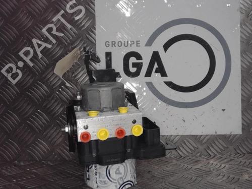 Used ABS pump DACIA SANDERO II TCe 90 (B8M1, B8MA, B8AC) (90 hp) 13863145