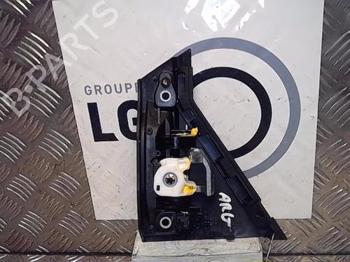 Used Rear left exterior door handle RENAULT CLIO V (B7_) 1.0 TCe 100 (B7MT) (101 hp) 13856701