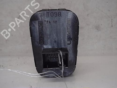 Used Warning switch FIAT FIORINO Box Body/MPV (225_) [2007-2025]  13841111