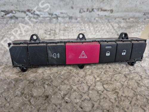 Used Warning switch PEUGEOT BOXER Van 2.2 HDi 110 (110 hp) 26724616