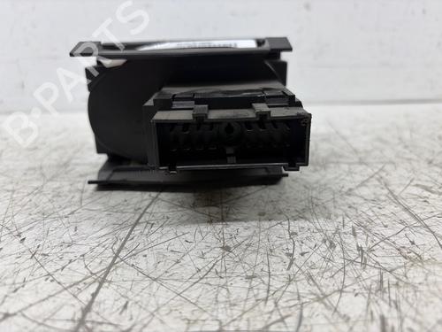 Used Switch Switch 38627087 38627087