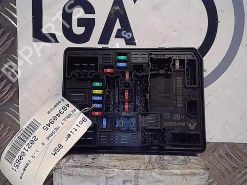 Used Fuse box RENAULT MEGANE IV Hatchback (B9A/M/N_) [2015-2025]  14558003