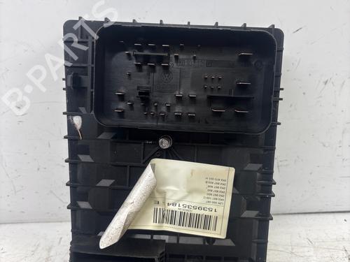 Used Fuse box Fuse box 38022810 38022810