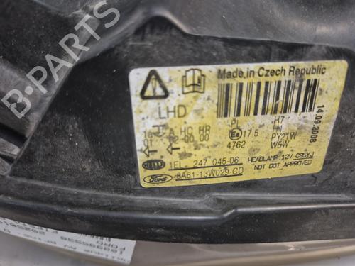 Right headlight FORD FIESTA VI (CB1, CCN)  | BP27438739C29 