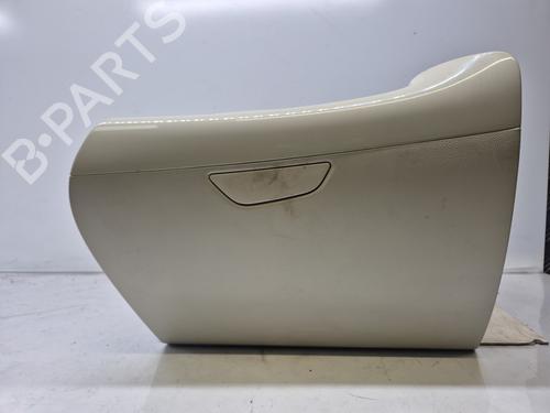 Used Glove box Glove box RENAULT CAPTUR I (J5_, H5_) 1.3 TCe 150 (J5NK, J5JS) (150 hp) 33211183 33211183