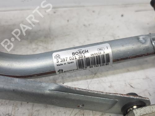 Used Front wiper motor Front wiper motor PEUGEOT 208 I (CA_, CC_) 1.2 VTI 82 (82 hp) 36100201 36100201