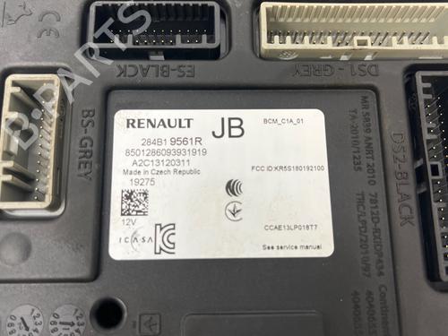 Used Fuse box Fuse box 38157355 38157355