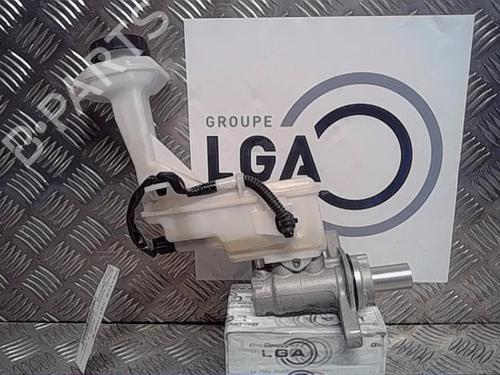 Hovedbremsecylinder NISSAN QASHQAI II (J11, J11_) 1.6 dCi (130 hp) 30924460