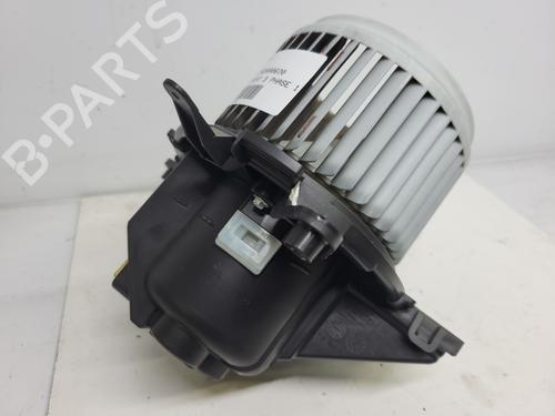 Used Heater blower motor Heater blower motor PEUGEOT EXPERT Van (V_) 2.0 BlueHDi 120 (122 hp) 32485367 32485367