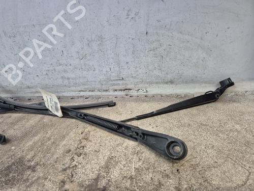 Front windshield wiper arm RENAULT SCÉNIC III (JZ0/1_) 1.5 dCi | BP29263489C143 