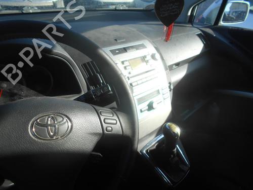 Left headlight TOYOTA COROLLA Verso (ZER_, ZZE12_, R1_) 2.2 D-4D (AUR10_, AUR10R) | BP16726407C28 