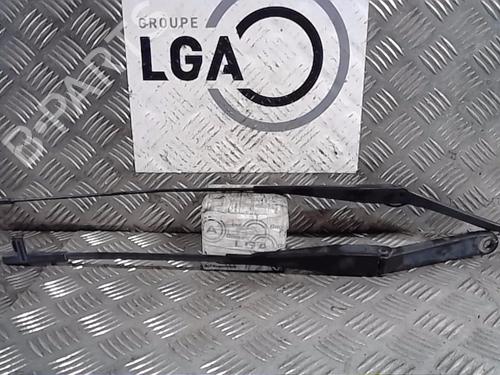 Used Front windshield wiper arm FORD FOCUS II (DA_, HCP, DP) [2004-2013]  14559722