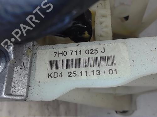 Gear lever VW TRANSPORTER T5 Van (7HA, 7HH, 7EA, 7EH)  | BP22560918M90 