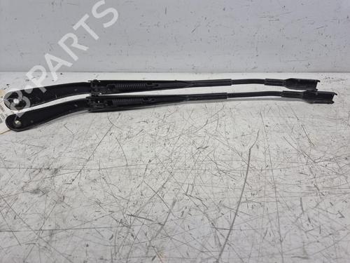 Used Front windshield wiper arm Front windshield wiper arm 37411252 37411252