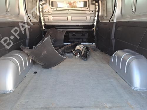 Brugte RENAULT TRAFIC III Van (FG_) 2.0 dCi 145 (FGML) (145 hp) 4339042