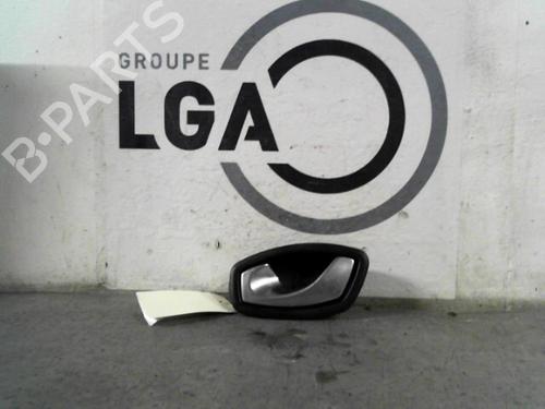 Used Front left interior door handle RENAULT LAGUNA III (BT0/1) 2.0 dCi (BT07, BT0J, BT14, BT1A, BT1S) (131 hp) 13867385
