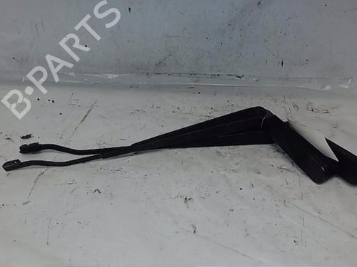 Used Front windshield wiper arm NISSAN PATHFINDER III (R51) 2.5 dCi 4WD (174 hp) 21179657
