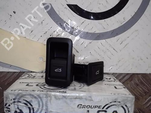 Autre AUDI Q3 (F3B) 35 TFSI Mild Hybrid (150 hp) 14559047
