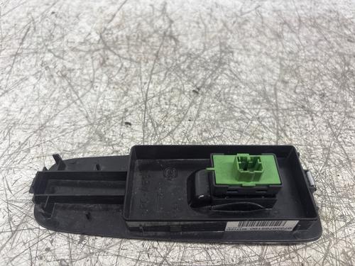 Used Right front window switch Right front window switch 38607509 38607509