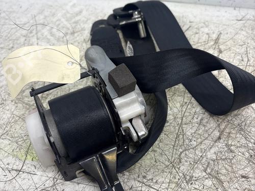 Front left seatbelt NISSAN PIXO (UA0) 1.0 | BP38226204I26 - Image 3