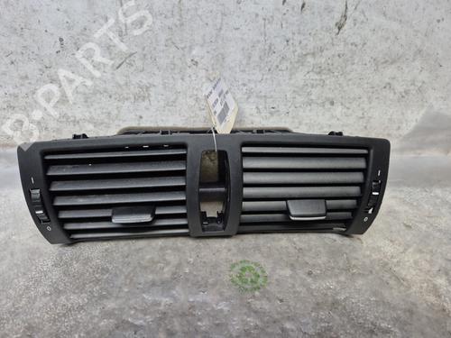 Used Air vent BMW 1 (E87) 118 d (143 hp) 30630115