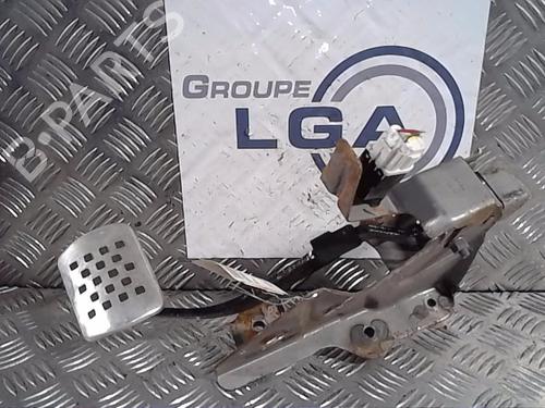 Used Break pedal RENAULT CLIO IV (BH_) 1.6 RS Trophy (BHJ4, BHJ6) (220 hp) 14552991
