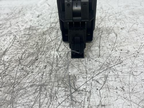 Right front window switch VW CADDY IV MPV (SAB, SAJ) | BP38022841I26 - Image 2