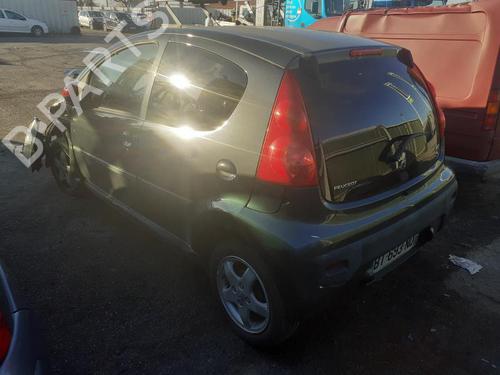 Right taillight PEUGEOT 107 (PM_, PN_) 1.0 | BP13826692C35 