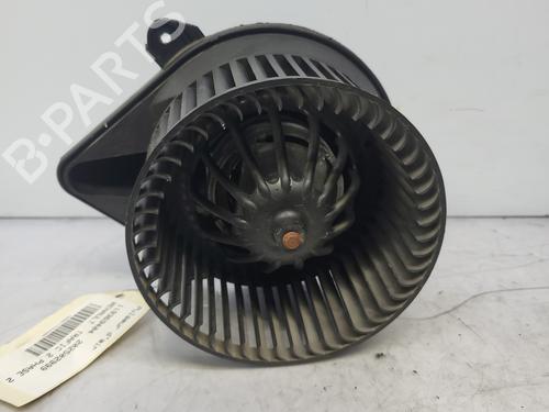 Used Heater blower motor RENAULT TRAFIC II Van (FL) 2.0 dCi 115 (FL01, FL0U, FL00, FL0H, FL0M) (114 hp) 31747543