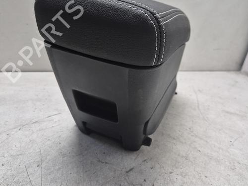 Used Armrest / Center console Armrest / Center console 38449165 38449165