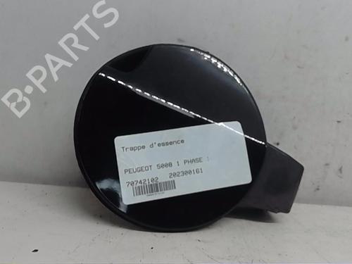 Used Fuel flap PEUGEOT 5008 (0U_, 0E_) 1.6 HDi (112 hp) 13827919