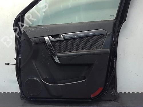 Used Right front door CHEVROLET CAPTIVA (C100, C140) 2.0 D (126 hp) 18476184