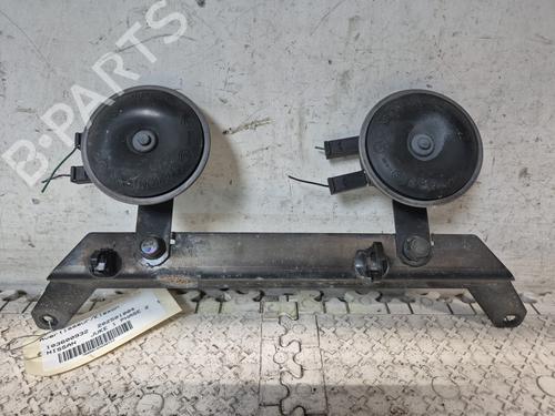 Used Horn NISSAN JUKE (F15) 1.2 DIG-T (115 hp) 25015257