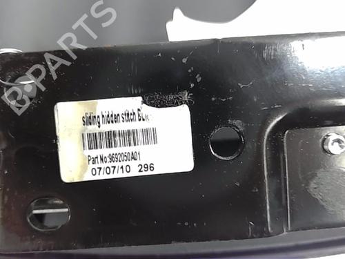 Used Armrest / Center console NISSAN QASHQAI / QASHQAI +2 I (J10, NJ10, JJ10E) 1.5 dCi (106 hp) 14567637