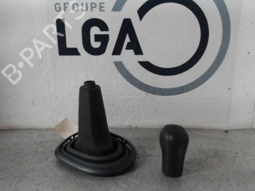 Used Gear lever TOYOTA YARIS (_P13_) [2010-2020]  13867870