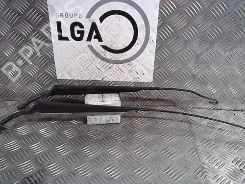 Used Front windshield wiper arm FORD FIESTA V (JH_, JD_) [2001-2014]  14558798