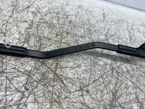 front-windshield-wiper-arm-renault-clio-v-b7_-2019-38157363 main image