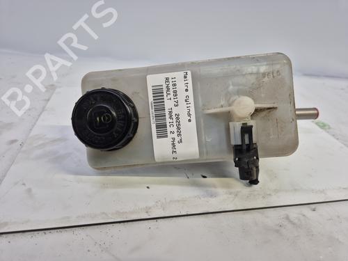 Used Brake master cylinder RENAULT TRAFIC II Van (FL) 2.0 dCi 90 (FL0H, FL00, FL01, FL0M, FL0P, FL0S) (90 hp) 31119175