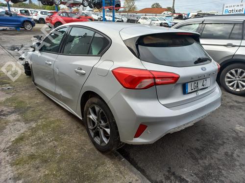 Luz central de freno FORD FOCUS IV (HN) | BP30556357L11