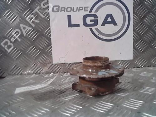 Used Left front steering knuckle RENAULT KADJAR (HA_, HL_) 1.5 BLUE dCi 115 (HLA6) (116 hp) 14550477