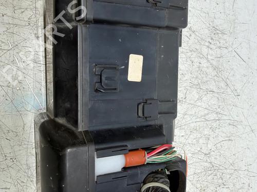 Used Fuse box Fuse box PEUGEOT 107 (PM_, PN_) 1.0 (68 hp) 39500762 39500762