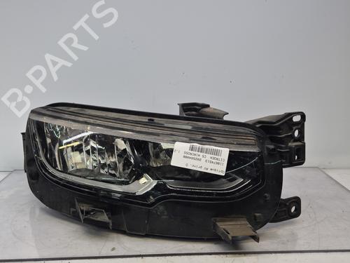 Used Right headlight CITROËN C5 AIRCROSS (A_) 1.2 PureTech 130 (ARHNSJ) (131 hp) 31605192