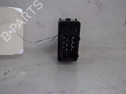 Used Right front window switch PEUGEOT PARTNER Tepee [2008-2025]  13844703