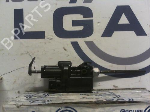 Used Fuel door actuator RENAULT ESPACE V (JR_) 1.6 dCi 130 (130 hp) 14547538