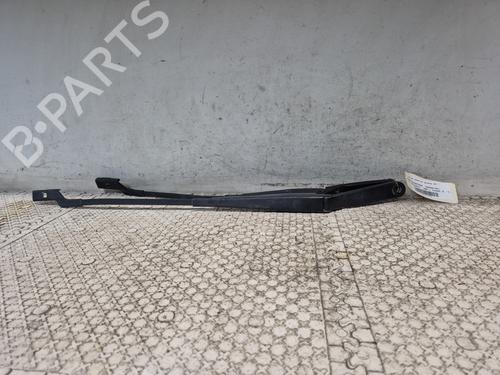 Used Front windshield wiper arm PEUGEOT 308 I (4A_, 4C_) 1.6 HDi (92 hp) 26656951